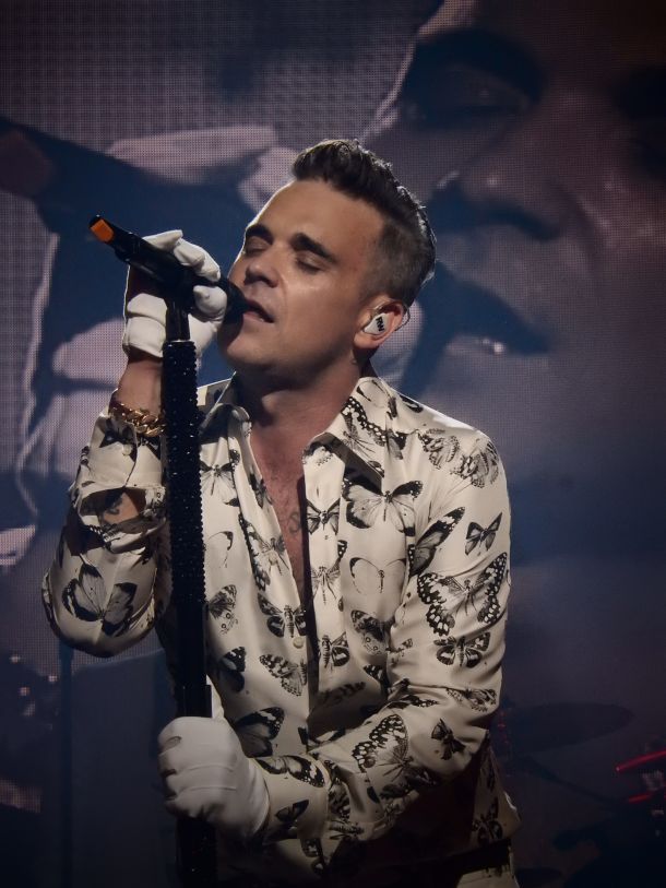 Robbie Williams, musician with a Welsh connection!