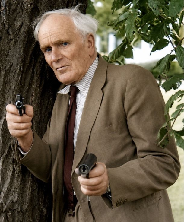 Desmond Llewelyn, actor from Newport, Wales